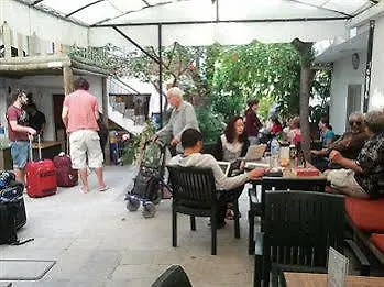 מלון Sabah 2*